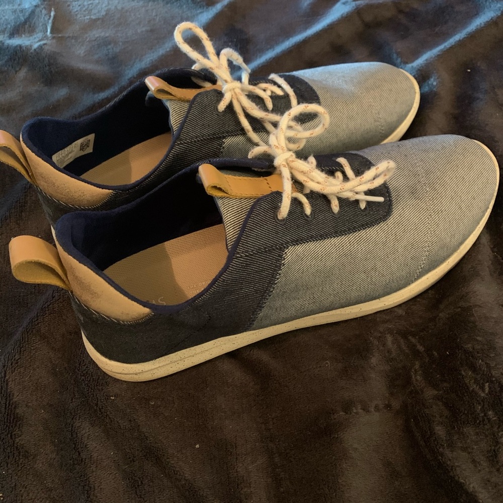 TOMS Cabrillo Sneakers in Blue Denim, Women's 11 - Picture 2 of 10